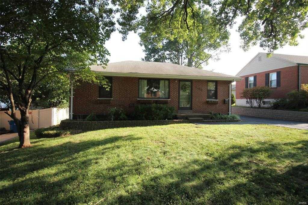 8960 Blackpool Dr - Photo 2 of 32