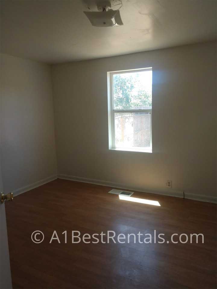 5349 Yosemite Blvd #1 - Photo 7 of 18