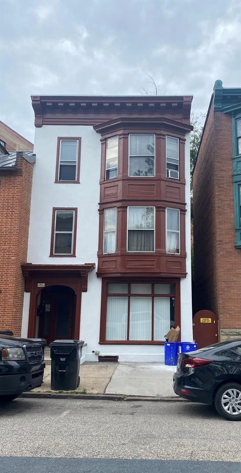 610 N 2nd St #3 - Photo 2 of 11