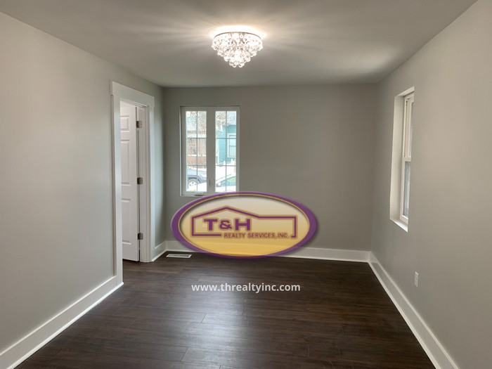 1413 Terrace Ave - Photo 3 of 22