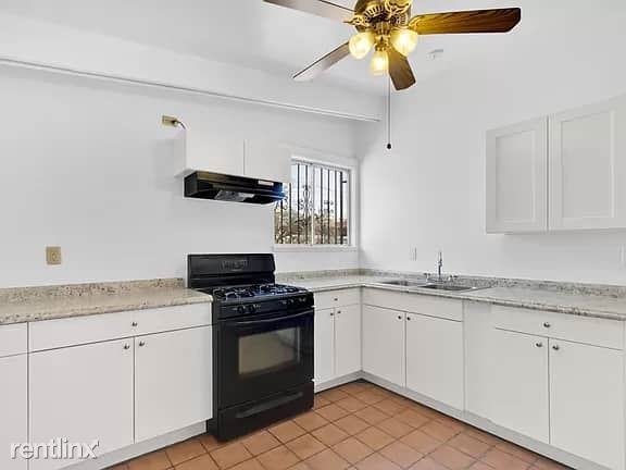 5505 Martin Ln - Photo 2 of 6