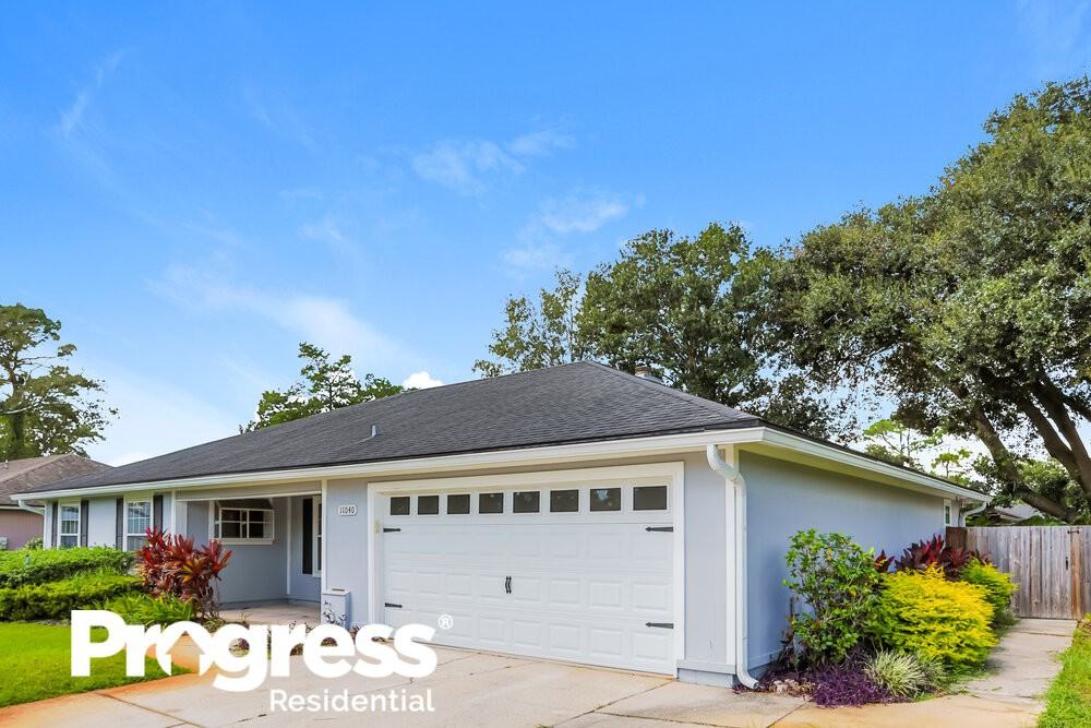 11040 Mandarin Station Dr W - Photo 3 of 16