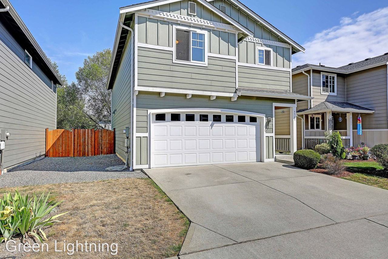 4541 148th St Ne - Photo 2 of 25