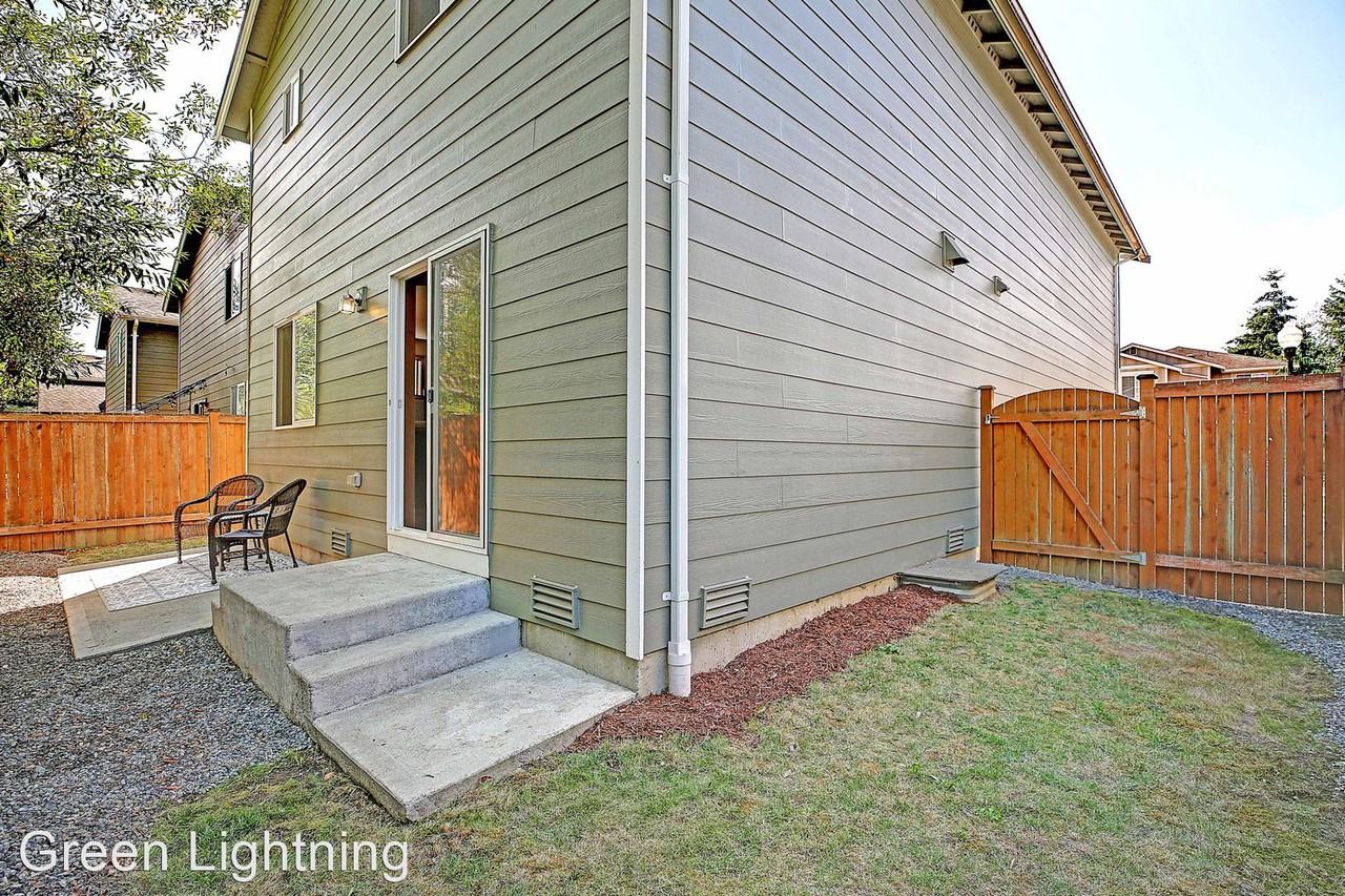 4541 148th St Ne - Photo 3 of 25