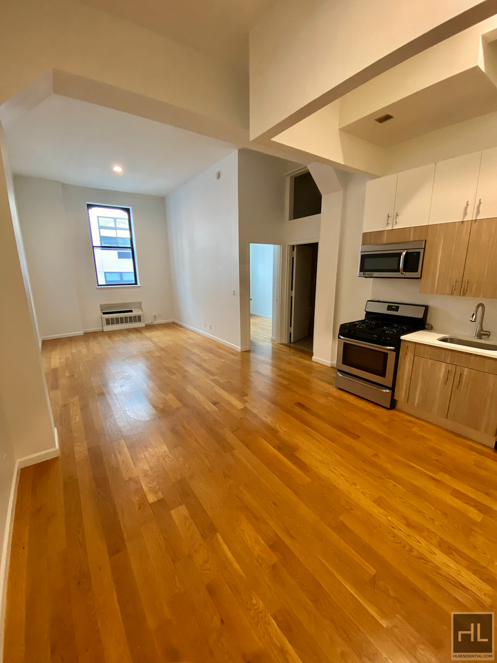 631 Bushwick Ave #404