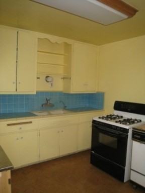 4643 E 7th St #1 - Photo 3 of 8