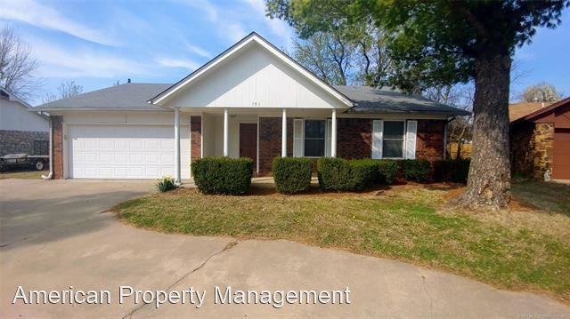 703 Tobago Dr - Photo 2 of 17