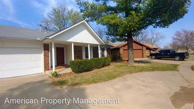 703 Tobago Dr - Photo 3 of 17