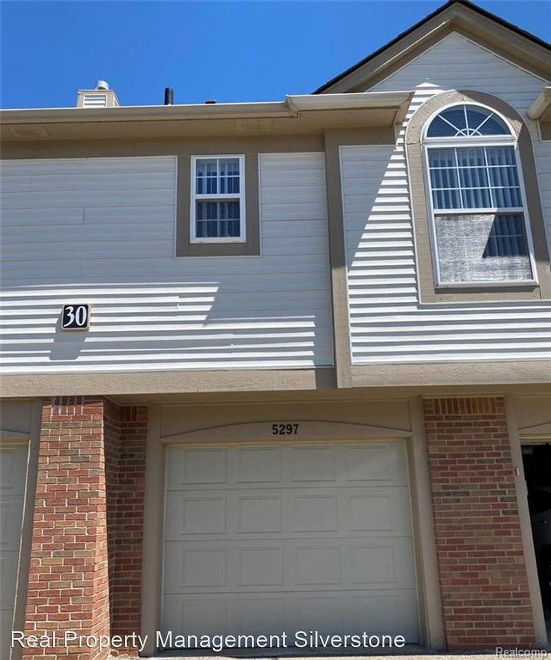 5297 Brookemonte Cir - Photo 3 of 19