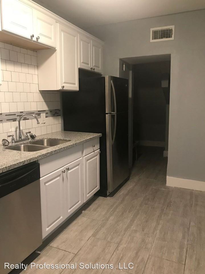 3179 Norman Bridge Rd - Photo 3 of 9