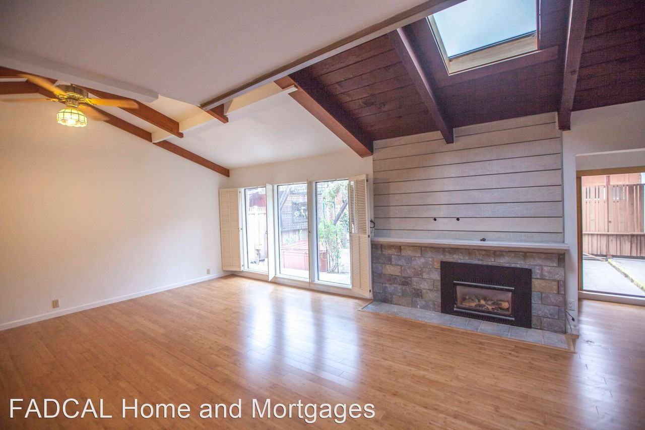 334 Starling Rd - Photo 3 of 20