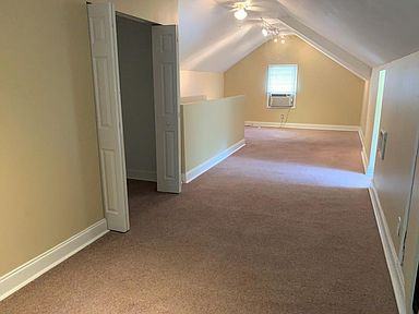 549 Lynnhaven Drive Southwest - Photo 4 of 6