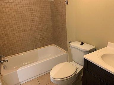 549 Lynnhaven Drive Southwest - Photo 5 of 6