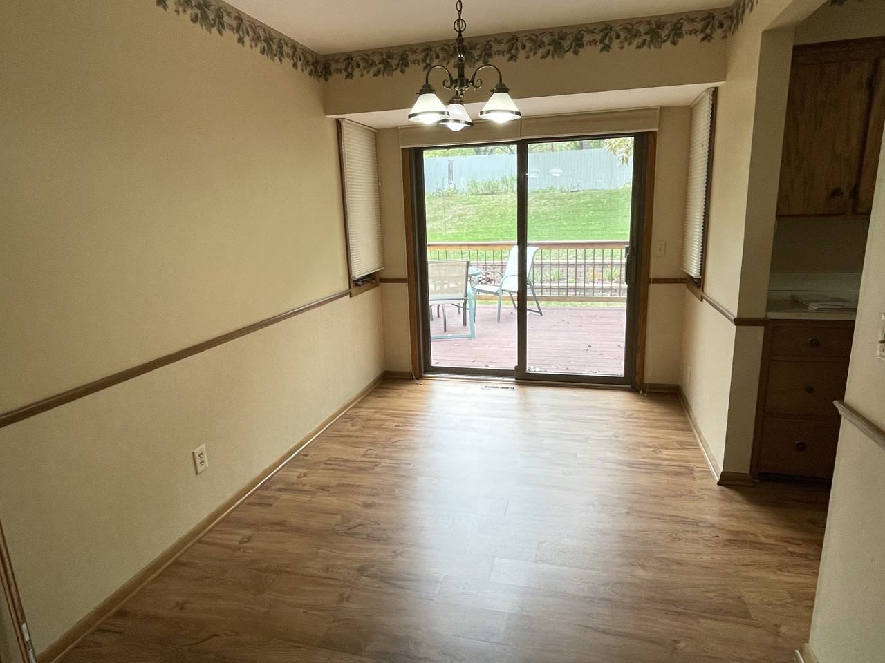 6240 Jupiter Rd Ne - Photo 6 of 23