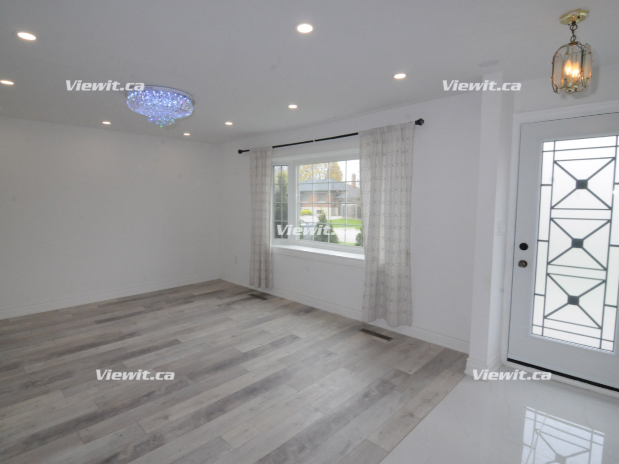5 Orlando Blvd - Photo 2 of 10