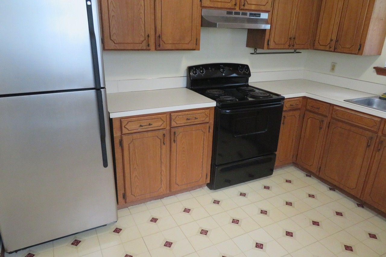 109 Franklin Street - Photo 2 of 8