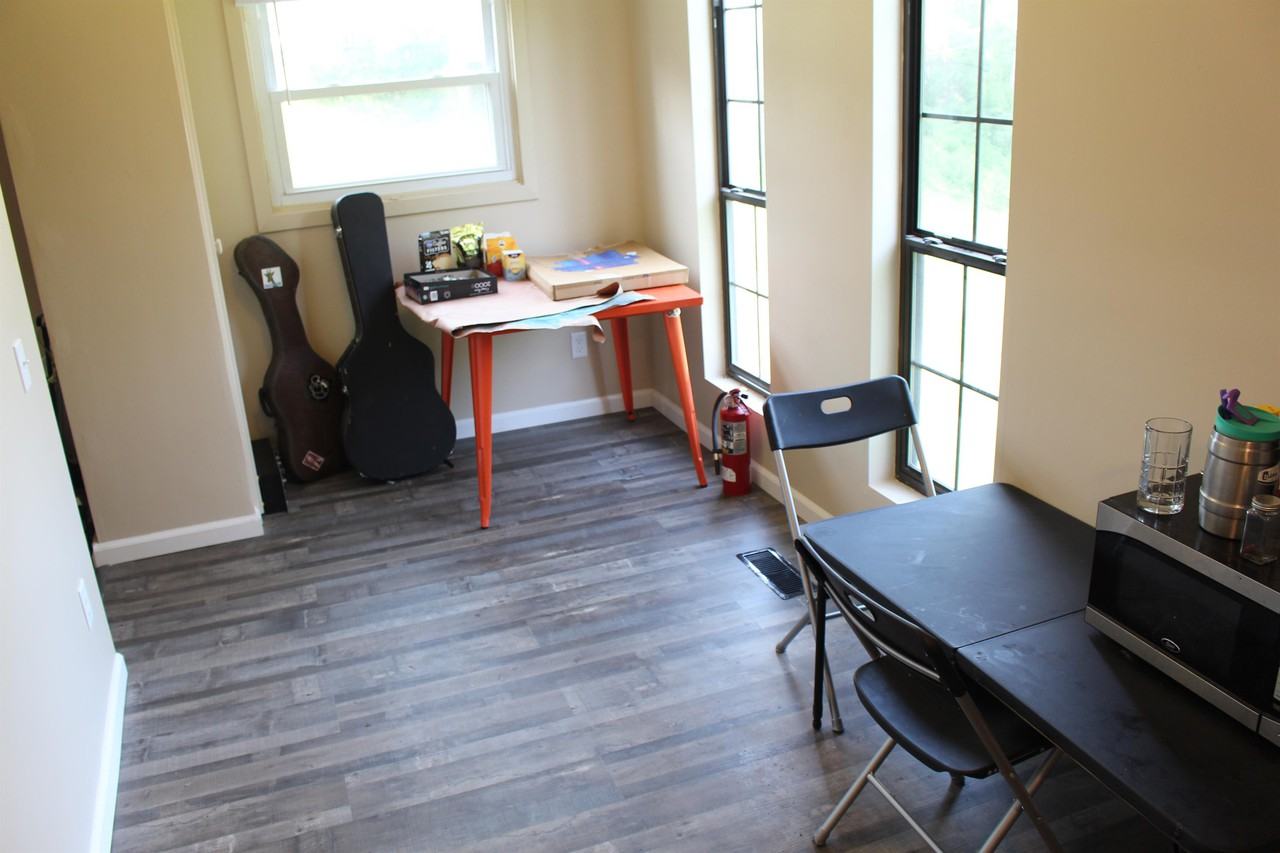 N Lancaster St #142-5 - Photo 3 of 21