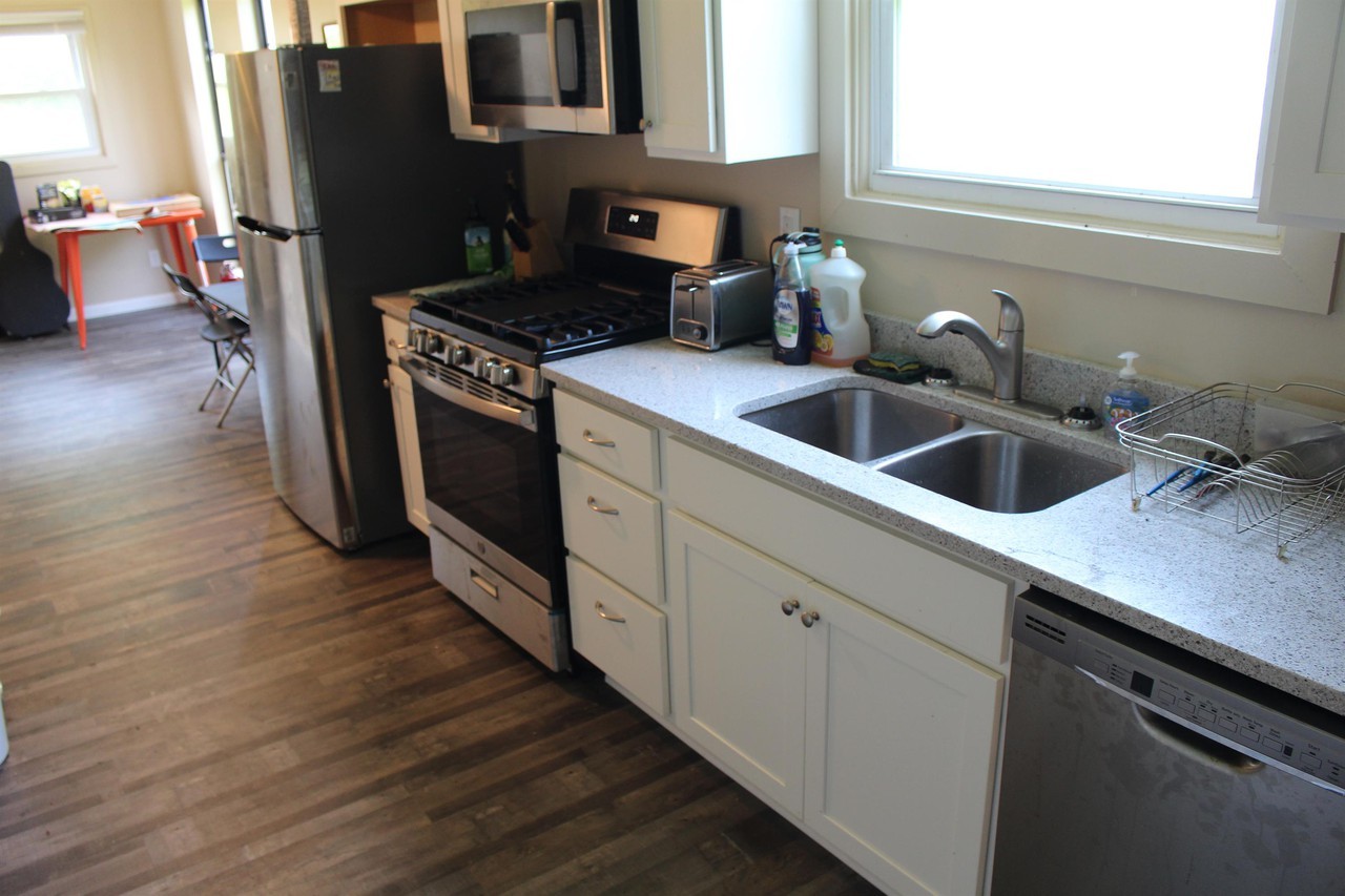 N Lancaster St #142-5 - Photo 5 of 20