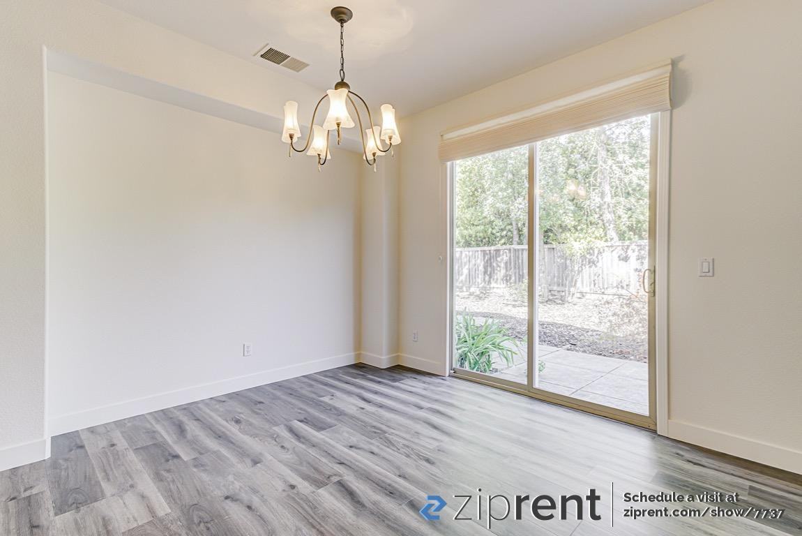968 Tesoro Ln - Photo 3 of 20