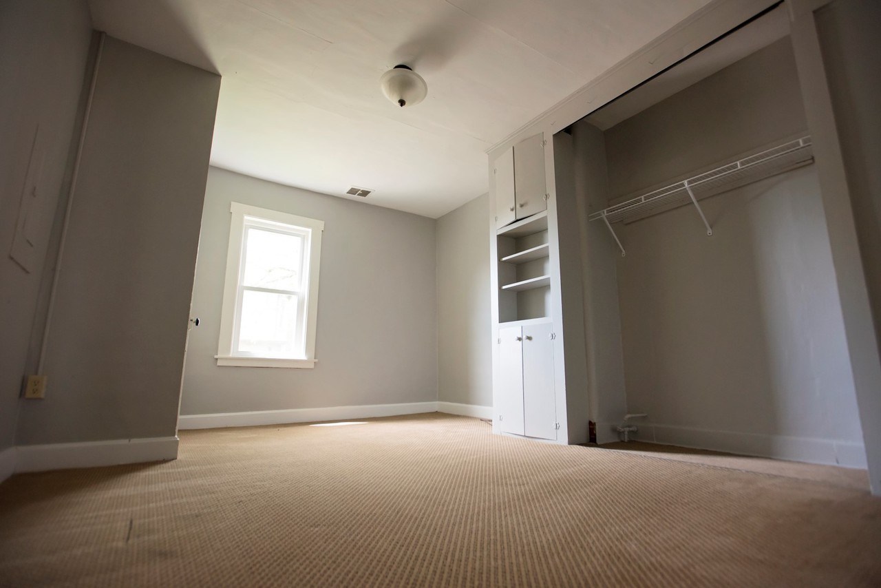 171 W Washington St #1 - Photo 3 of 23