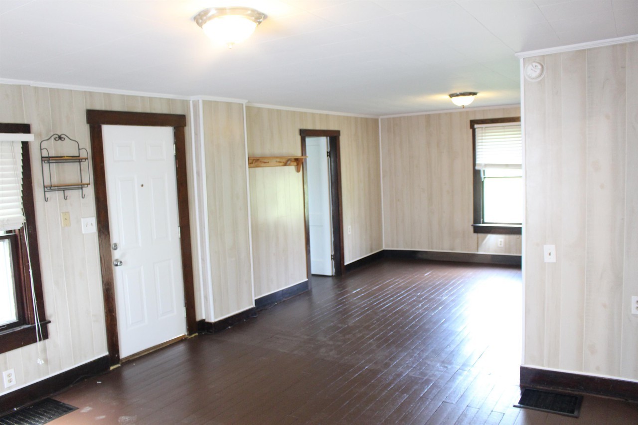 41 Brown Ave #1 - Photo 4 of 50