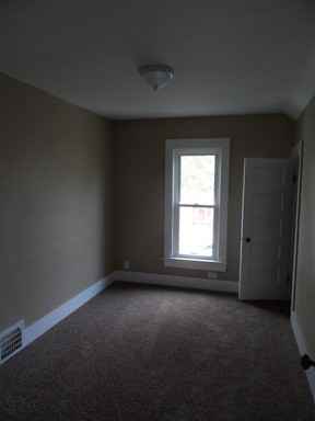 116 S Indiana Ave - Photo 2 of 3