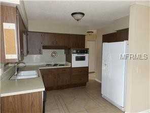 725 Amhurst Dr - Photo 3 of 3