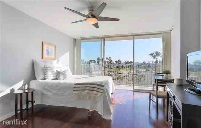 700 E Ocean Blvd - Photo 2 of 10