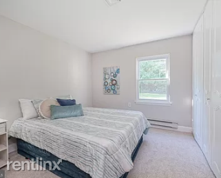 169 Huntington Dr - Photo 2 of 3