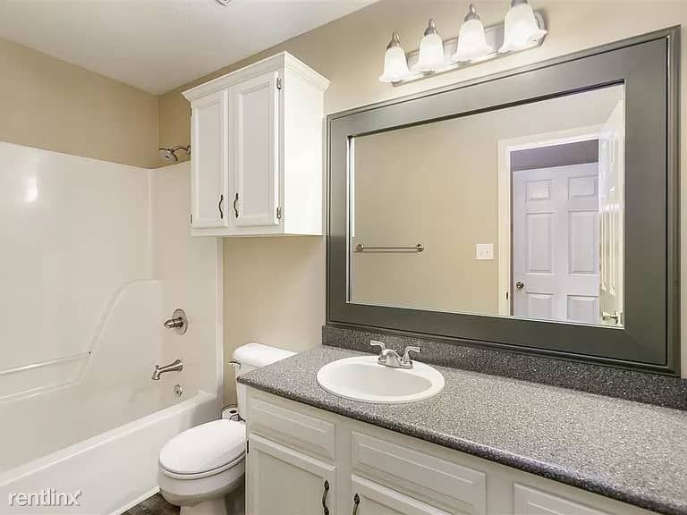 822 Beechwood Cv - Photo 3 of 5