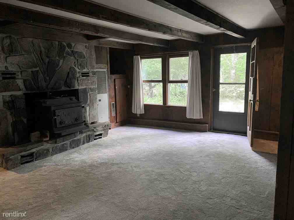 1560 Hostile Valley Rd - Photo 3 of 6