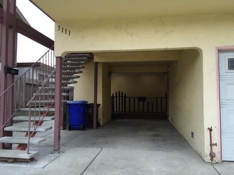 3111 Birmingham Dr - Photo 2 of 16