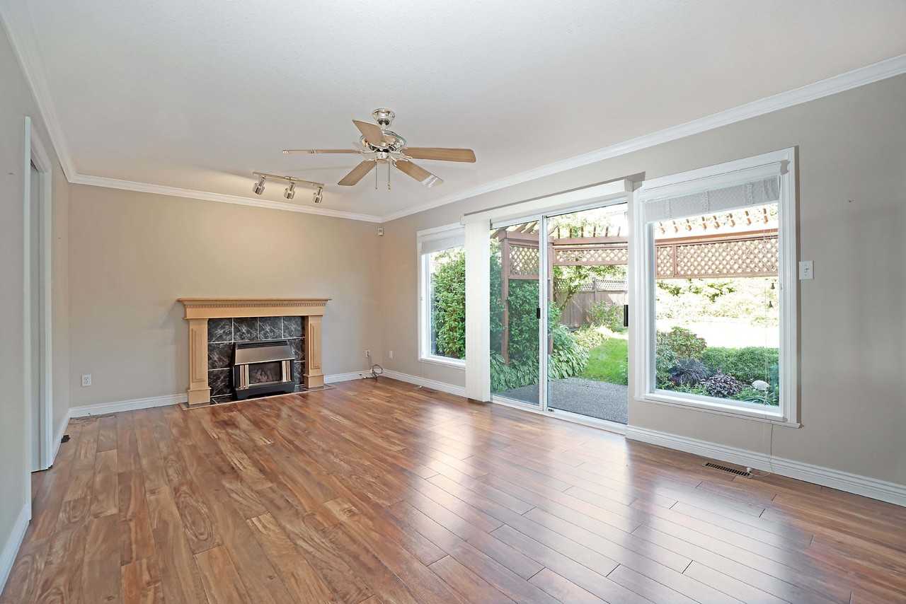 2643 Fortress Court - Photo 3 of 24