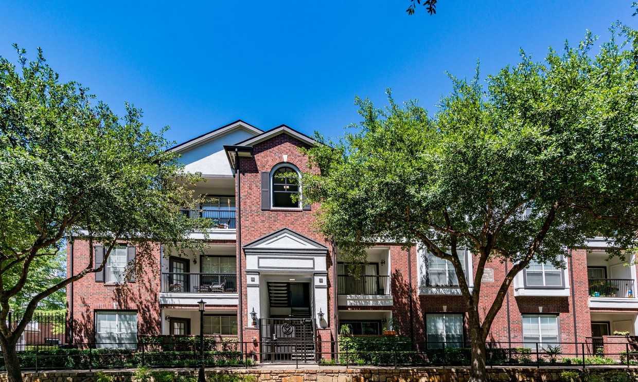 910 Texas Street #183 - Photo 3 of 40