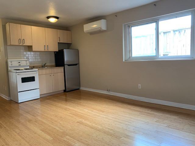 255 Dovercourt Road - Photo 2