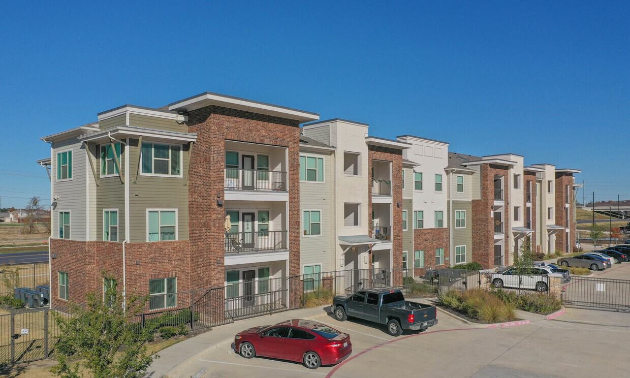 1406 Poinsettia Boulevard #798 - Photo 3 of 22