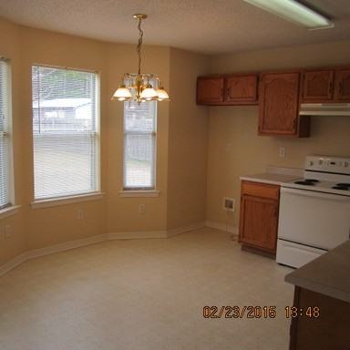 137 S Cherrywood Ln - Photo 2 of 8