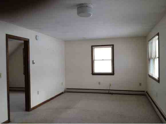 279 N Village Rd - Photo 2 of 6