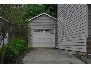 210 W Marietta St - Photo 3 of 13