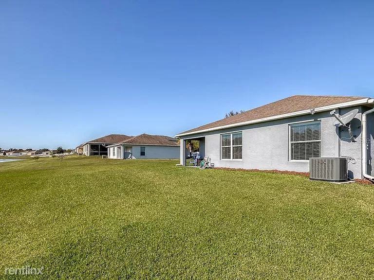 4871 Hickory Stream Ln - Photo 2 of 3