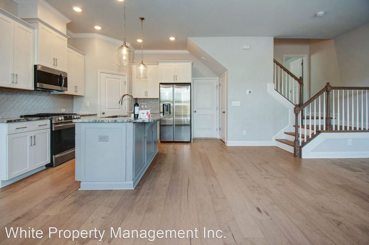 5914 Ardrey Kell Rd - Photo 2 of 24