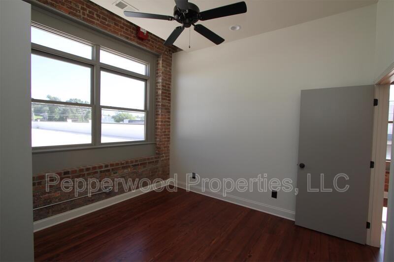 149 S Daniel Morgan Ave - Photo 2 of 8