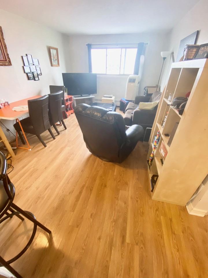 90 Willow Street #401