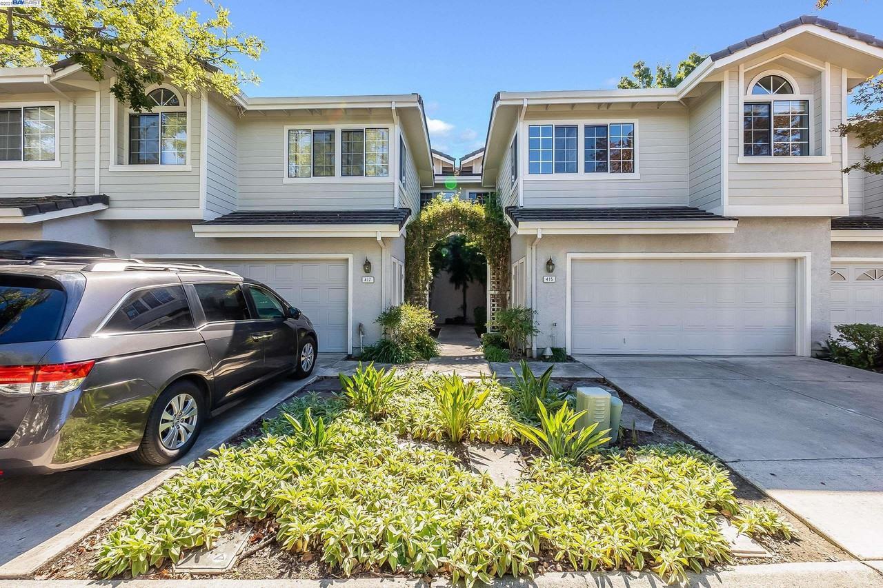 415 Gingerwood Ln - Photo 2 of 38