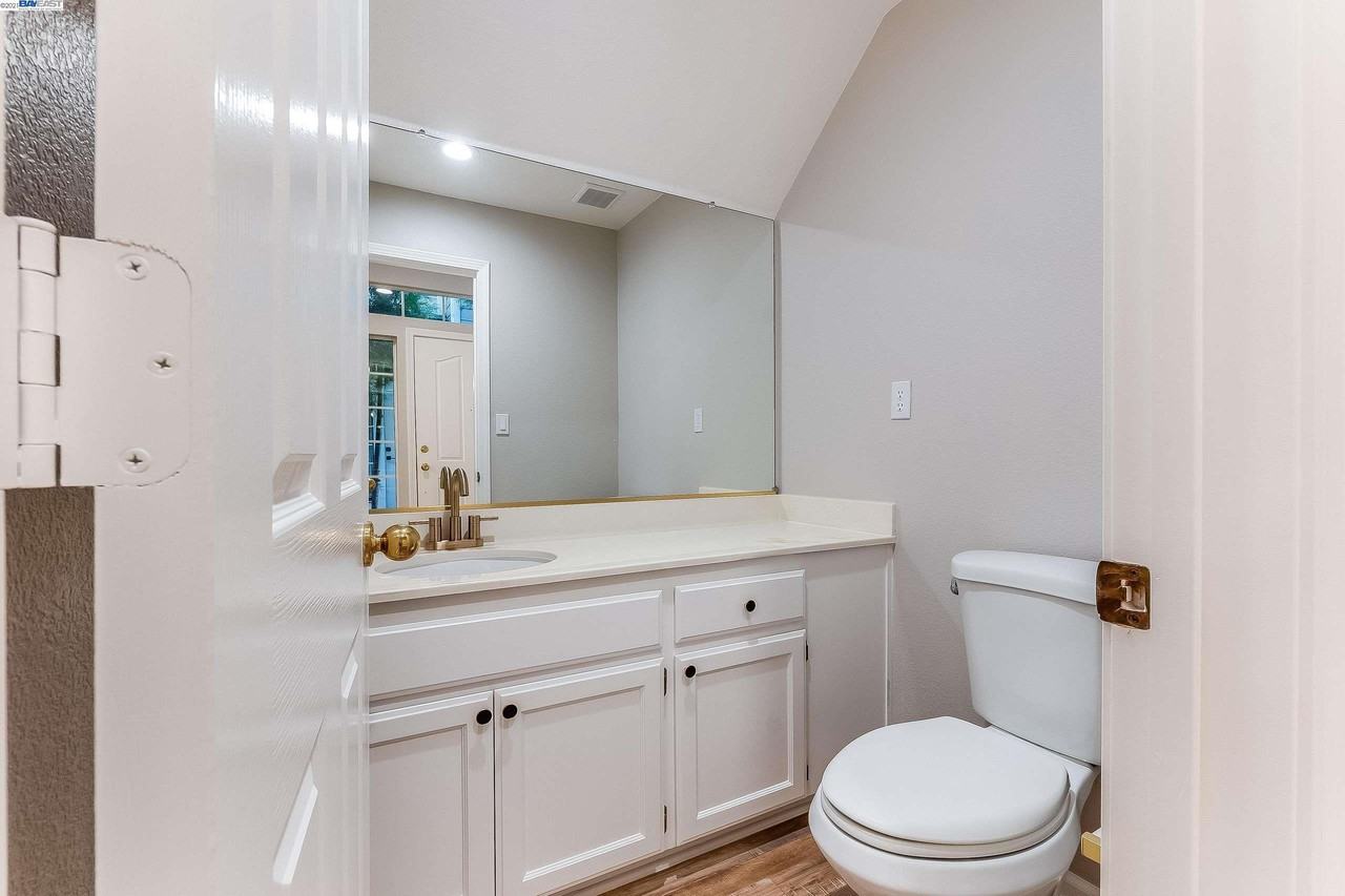 415 Gingerwood Ln - Photo 5 of 38