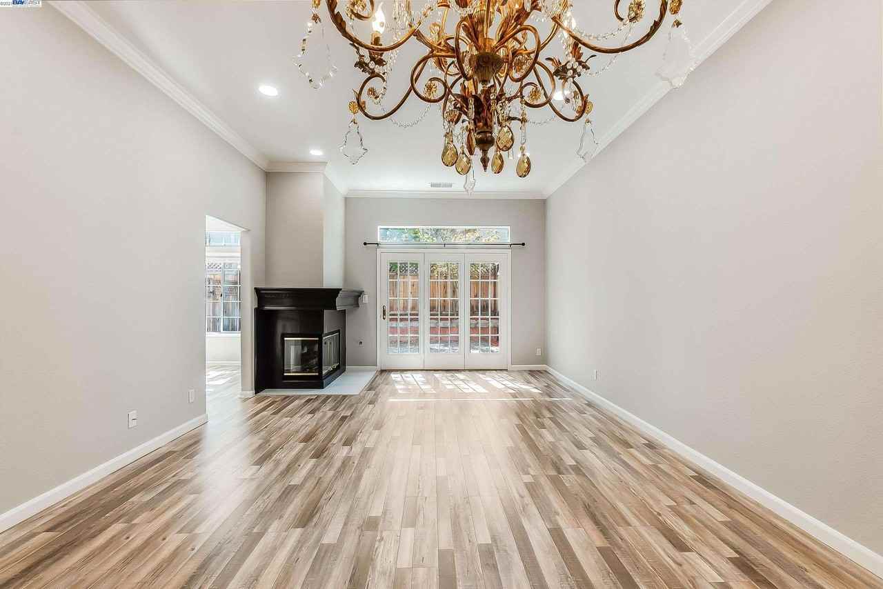 415 Gingerwood Ln - Photo 6 of 38