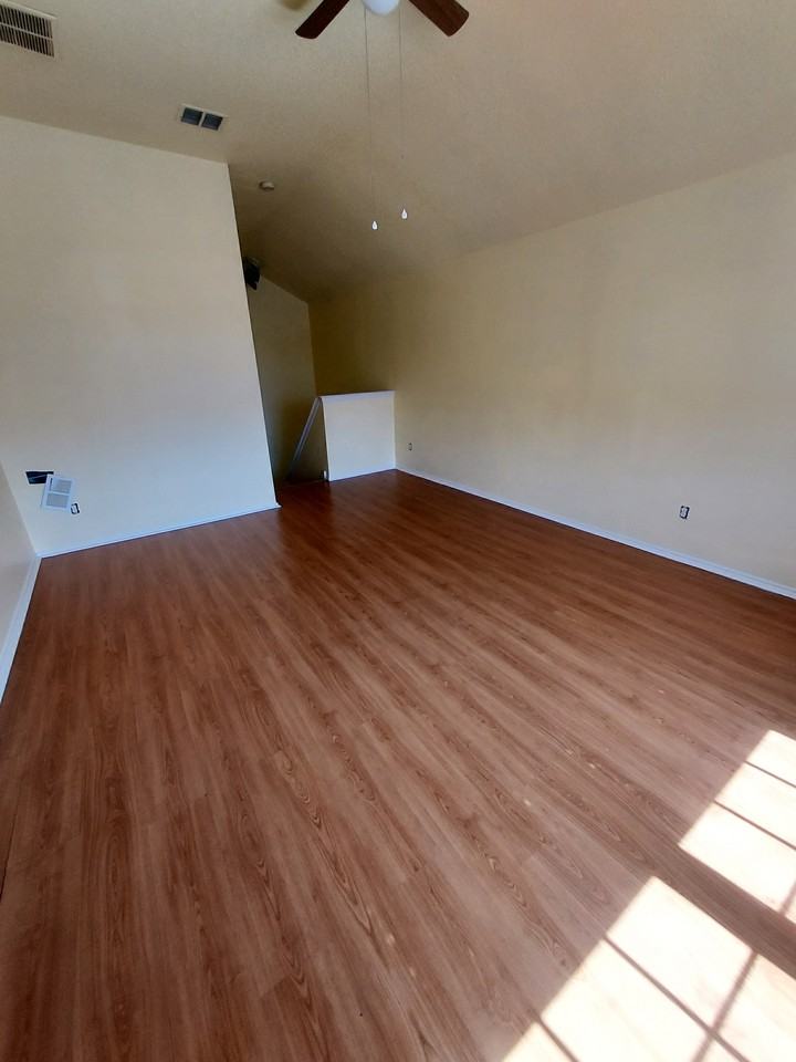 7121 Lake Hawkins Dr - Photo 2 of 23