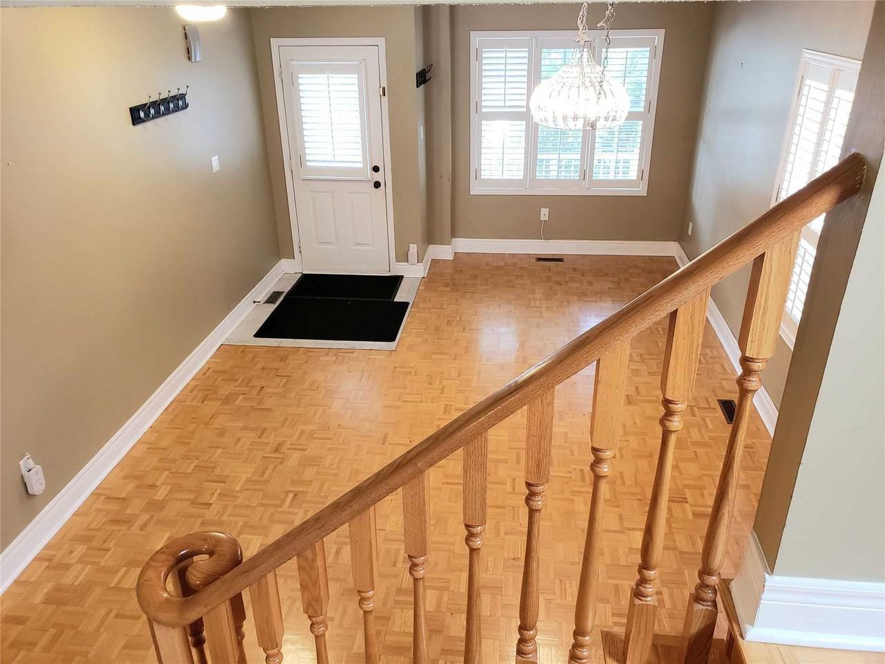 3268 Ridgeleigh Heights - Photo 3 of 23