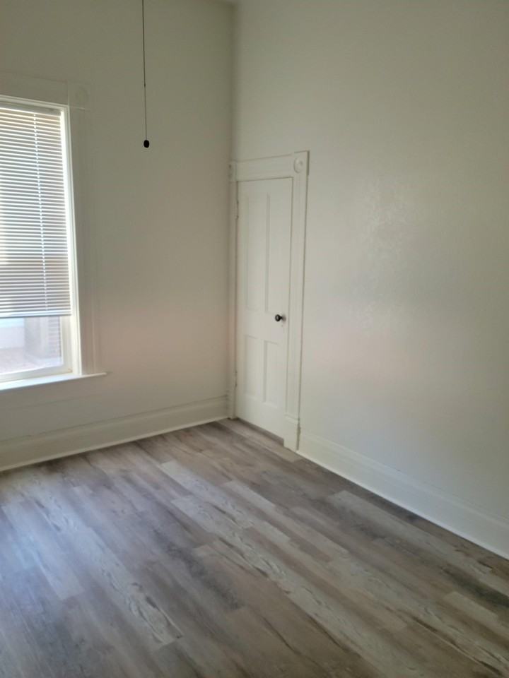 712 Harrison Ave #1 - Photo 6 of 7