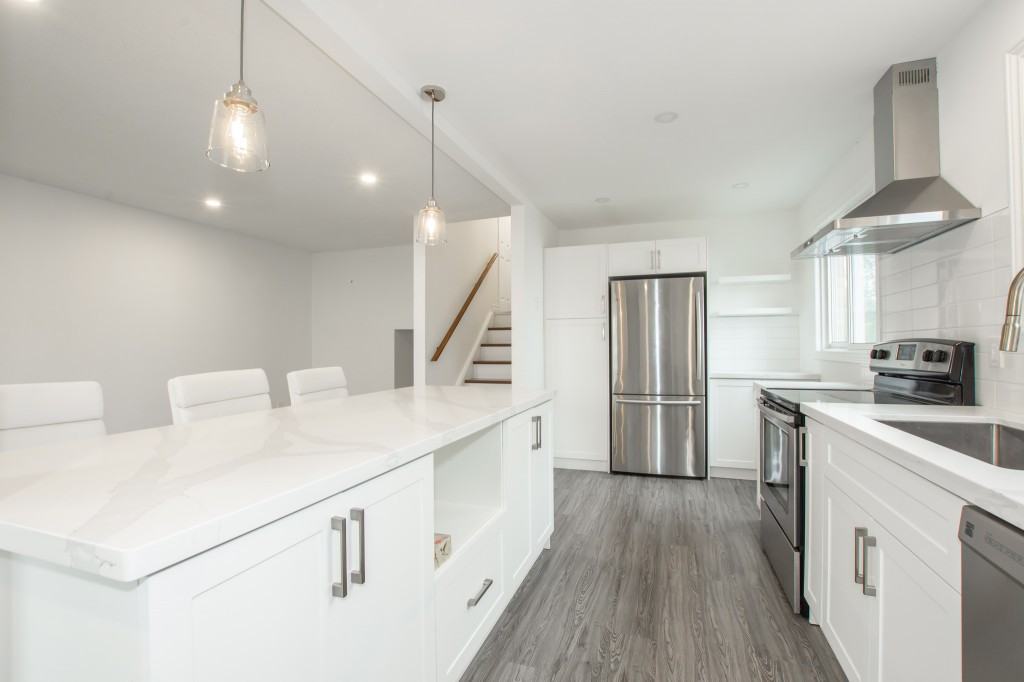 71 Oxford Street - Photo 3 of 20